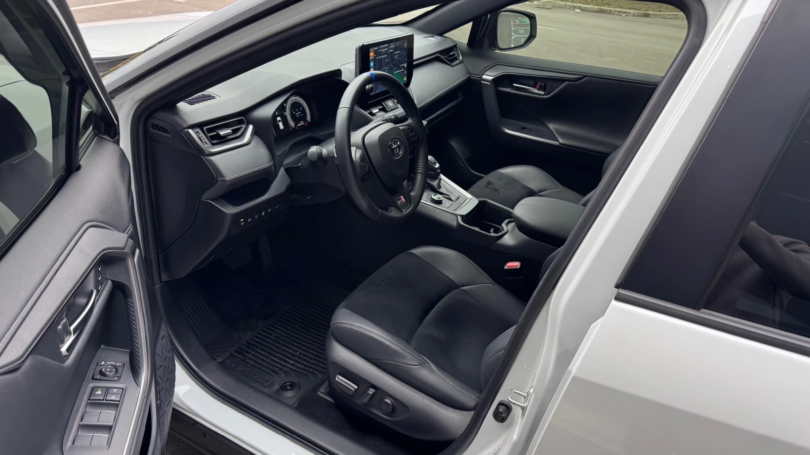 Toyota Rav4 2.5 GR SPORT HYBRID - изображение 5