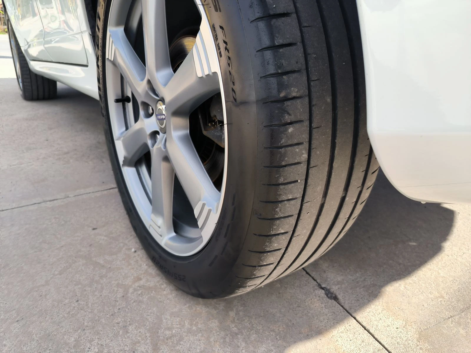 Volvo XC60 2.4d-Euro-5B-Navi-Automat - изображение 8