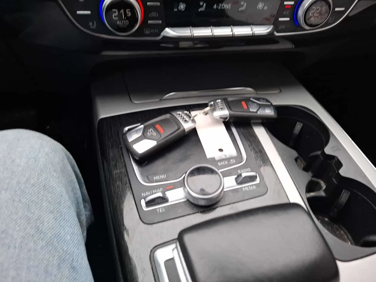 Audi Q7 Progressiv/360/ОБДУХВАНЕ, снимка 15 - Автомобили и джипове - 54312919