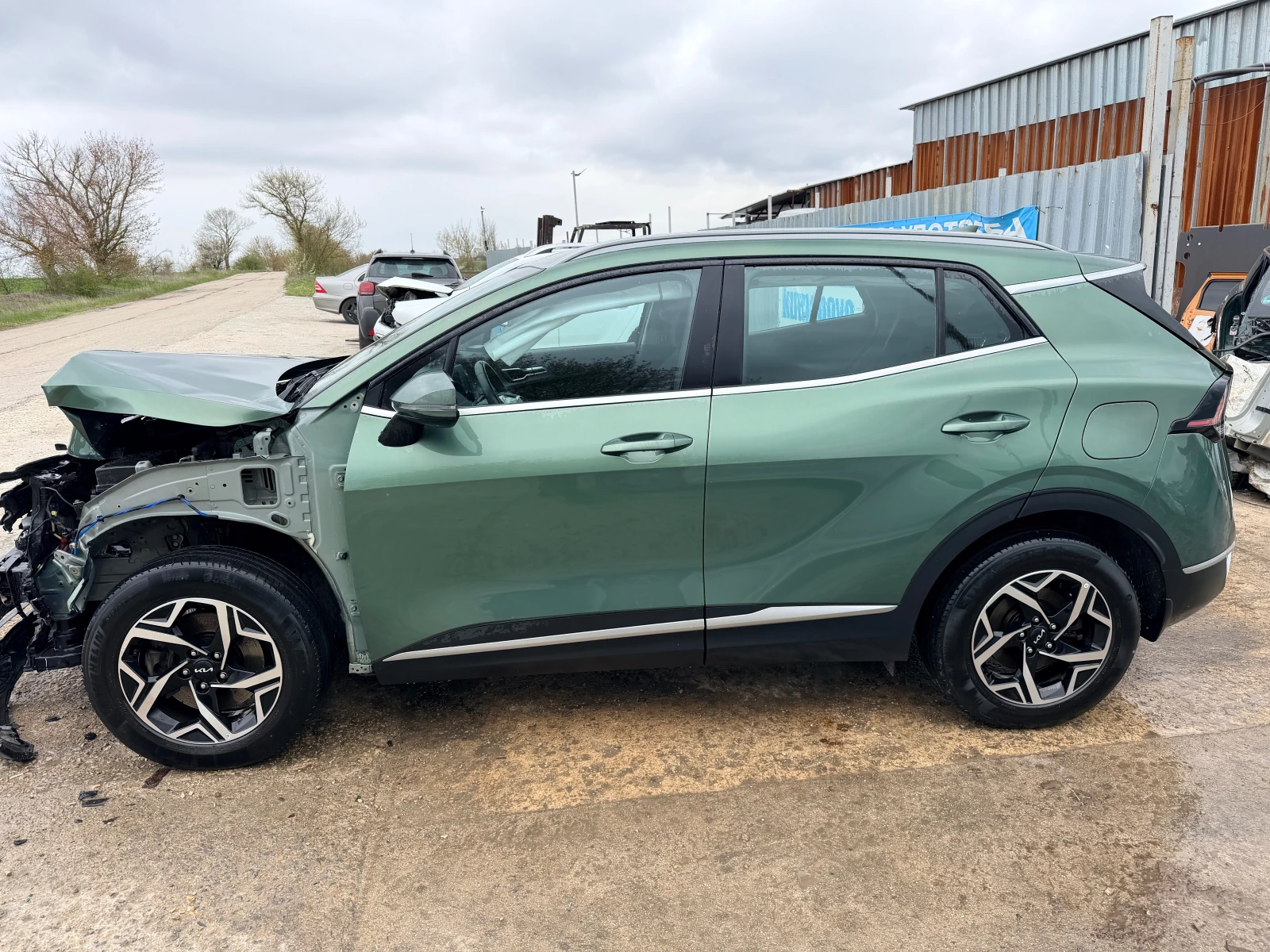 Kia Sportage 1.6 CRDi, снимка 4 - Автомобили и джипове - 54316578