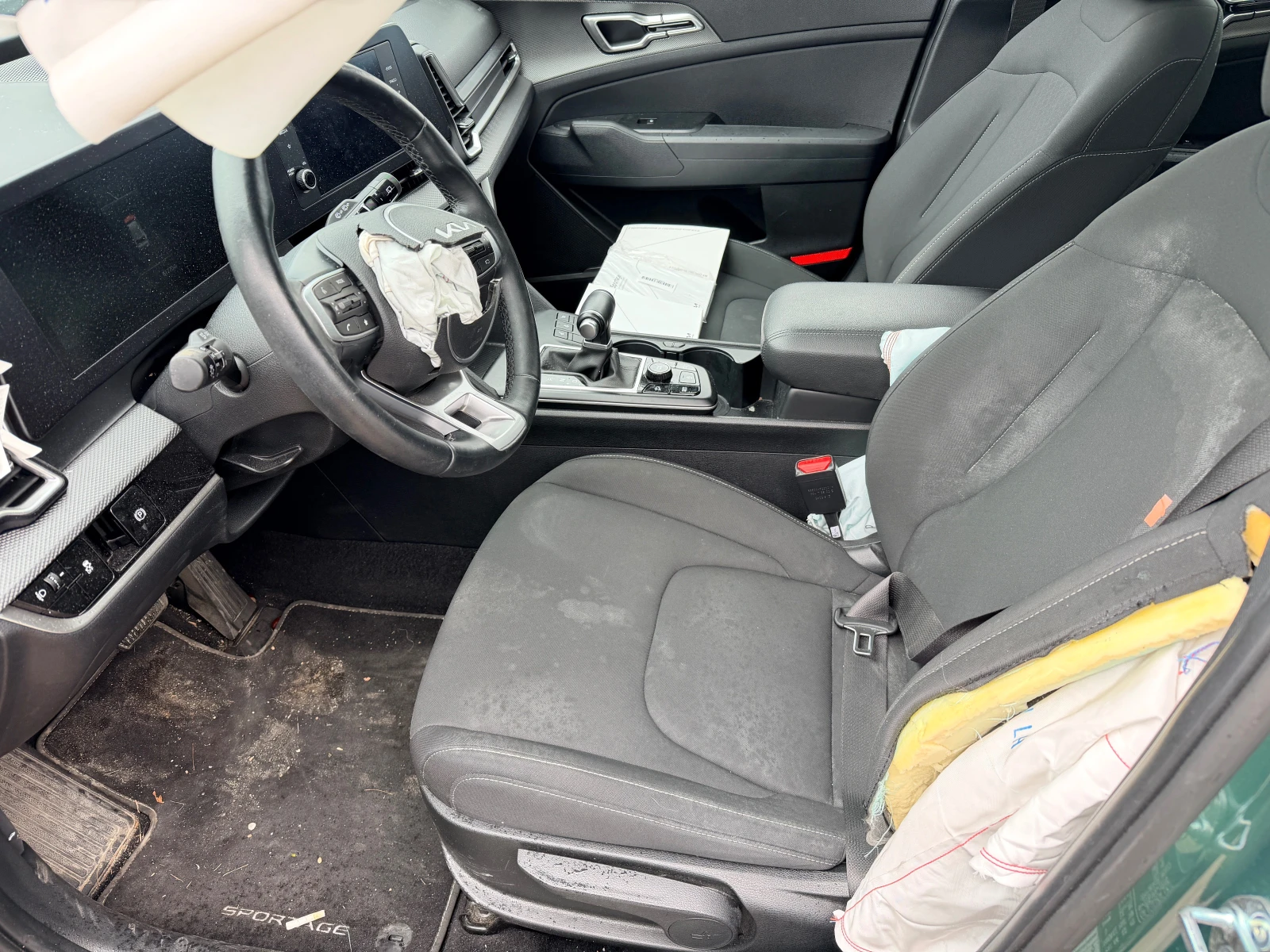 Kia Sportage 1.6 CRDi, снимка 10 - Автомобили и джипове - 54316578