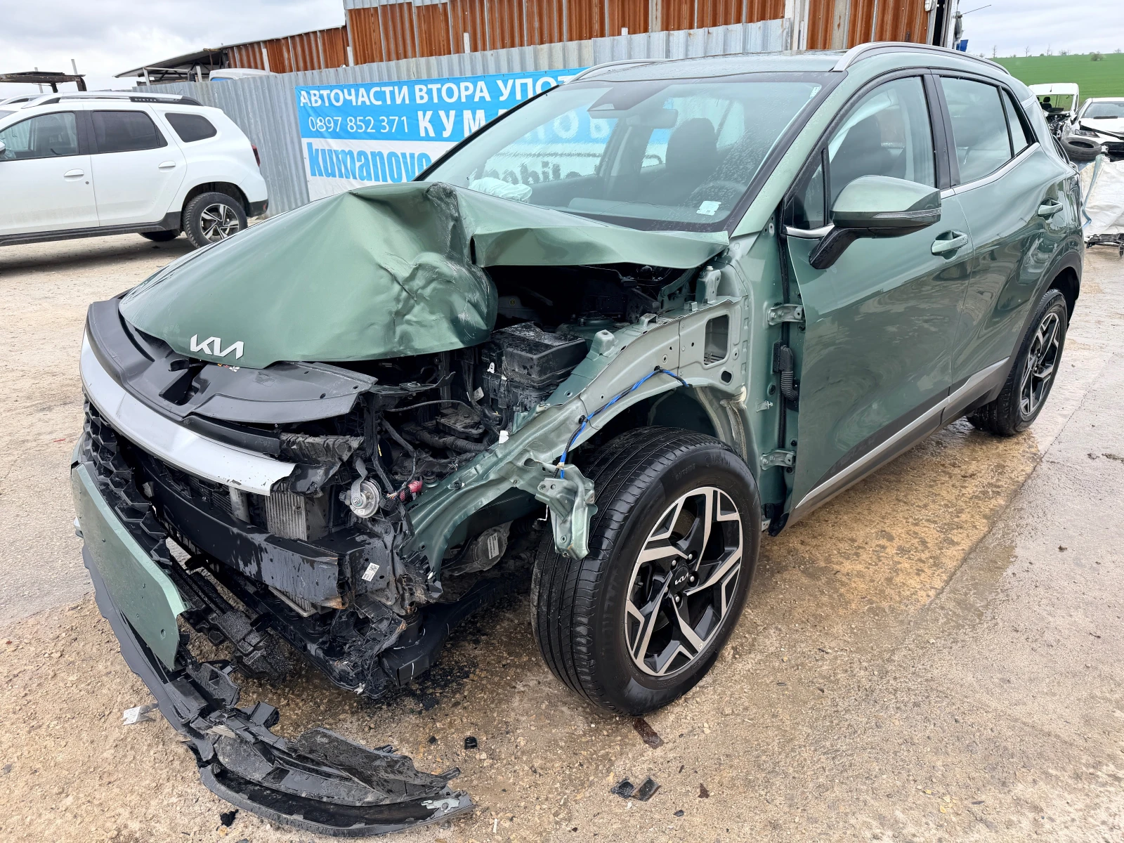 Kia Sportage 1.6 CRDi, снимка 3 - Автомобили и джипове - 54316578