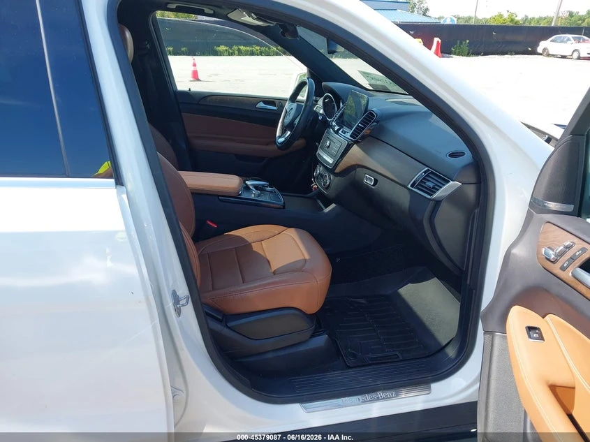 Mercedes-Benz GLE 350 2017 MERCEDES-BENZ GLE 350 4MATIC, снимка 10 - Автомобили и джипове - 55038089