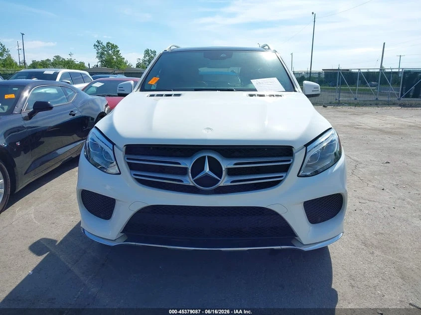 Mercedes-Benz GLE 350 2017 MERCEDES-BENZ GLE 350 4MATIC, снимка 2 - Автомобили и джипове - 55038089