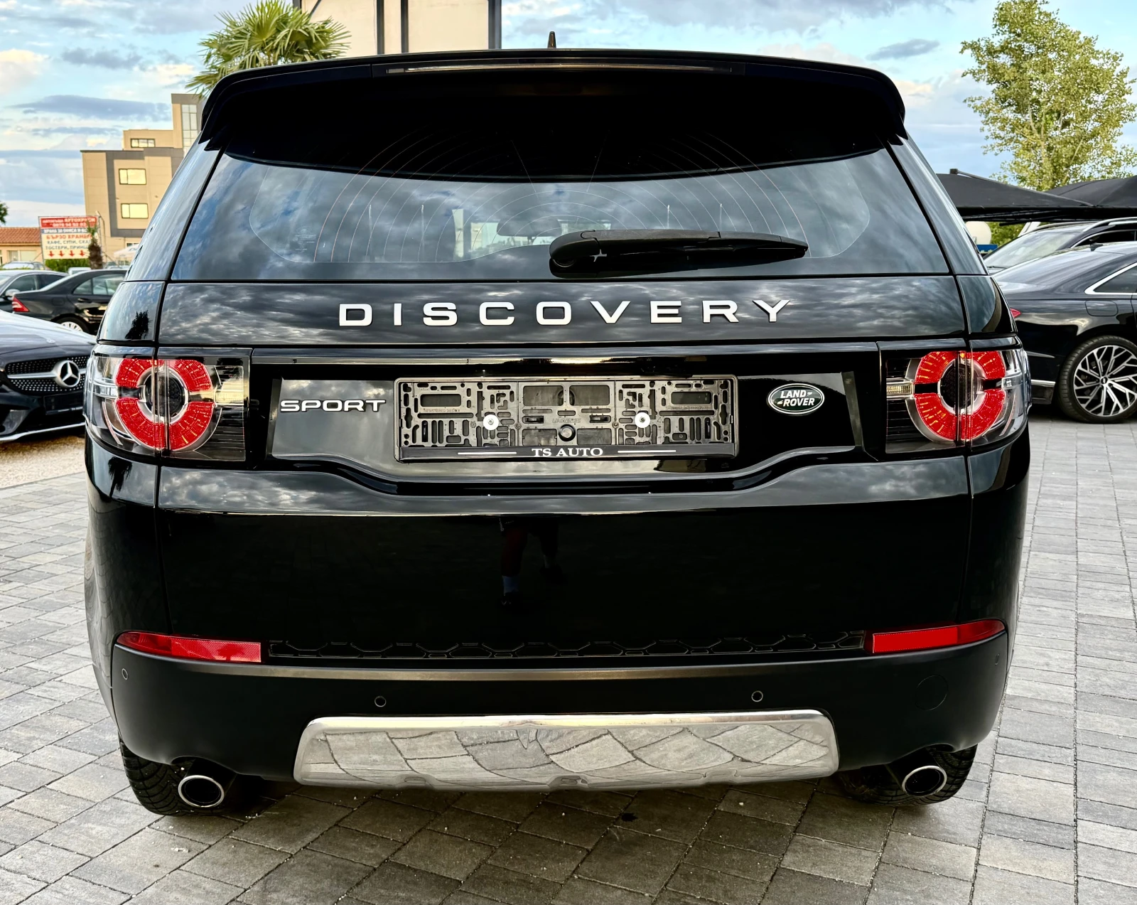 Land Rover Discovery Sport, снимка 6 - Автомобили и джипове - 55281576