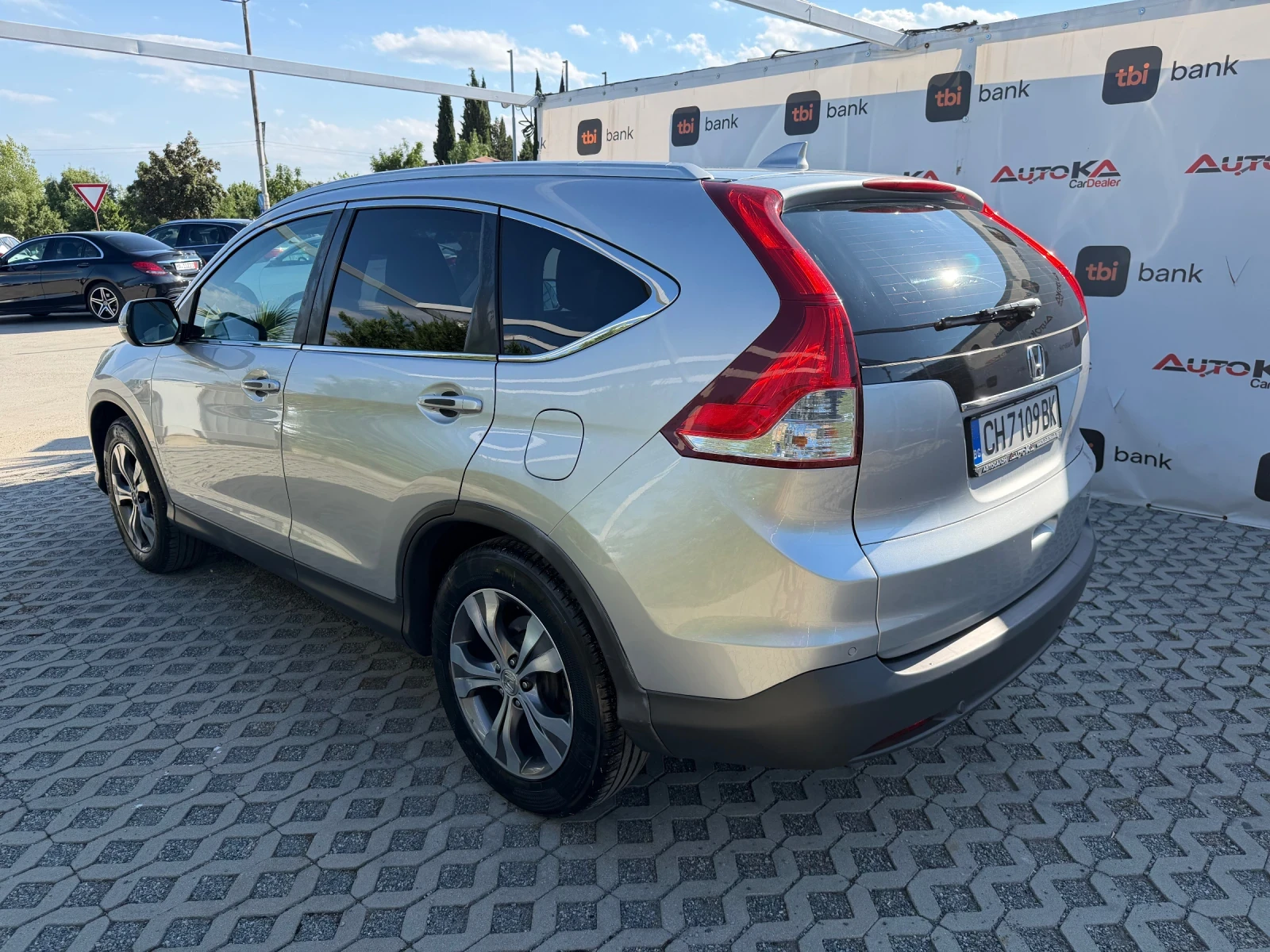 Honda Cr-v 1.6i-Dtec-120КС= КАМЕРА= НАВИ= ПОДГРЕВ= АВТОПИЛОТ, снимка 5 - Автомобили и джипове - 55368058