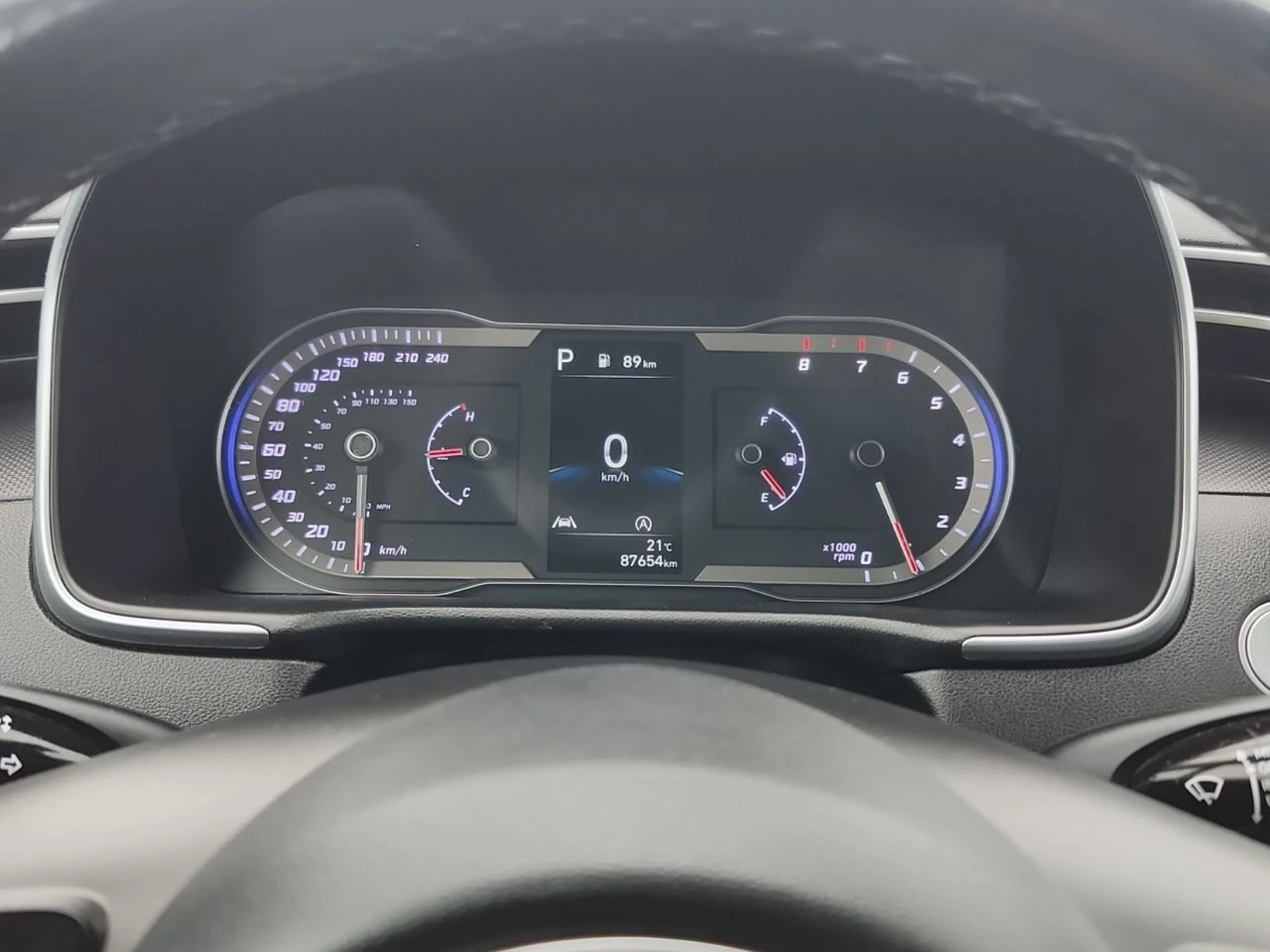 Hyundai Tucson PREFERRED, снимка 9 - Автомобили и джипове - 55725337