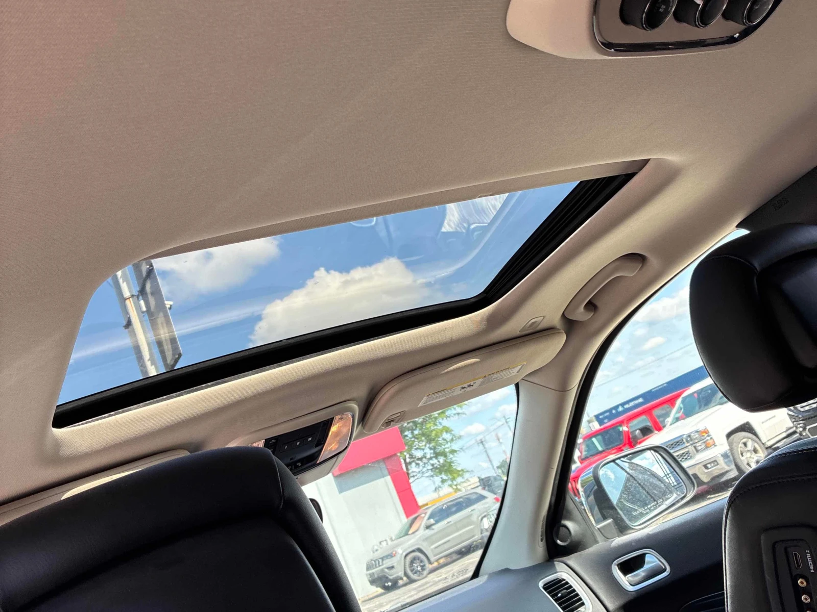 Dodge Durango * Citadel * АВТОКРЕДИТ БЕЗ ПЪРВОНАЧАЛНА ВНОСКА* , снимка 11 - Автомобили и джипове - 55834029
