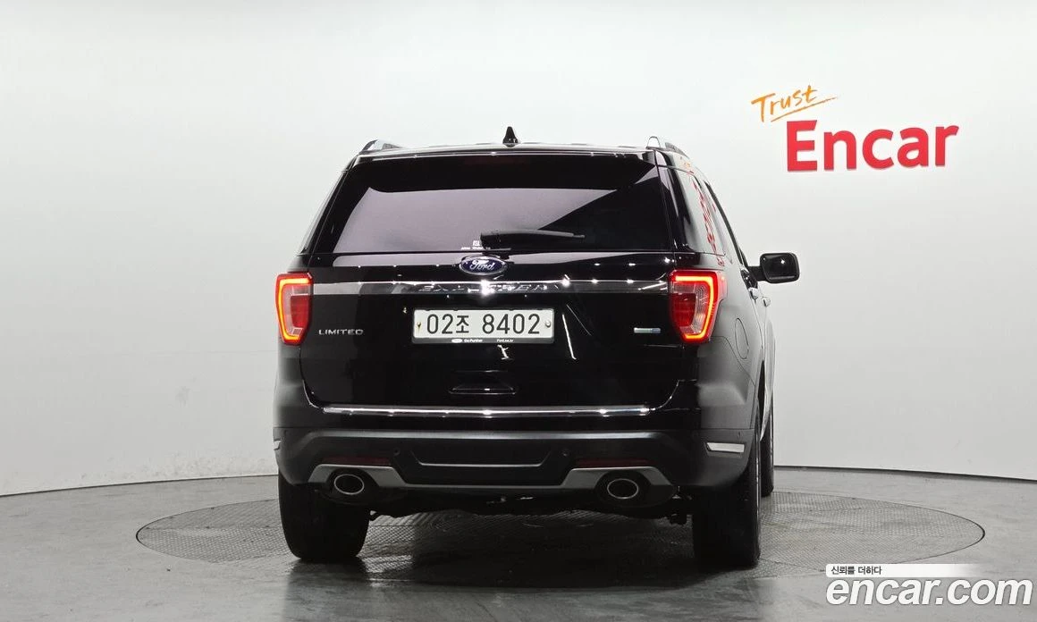 Ford Explorer 2.3 Limited 4WD 5th, снимка 4 - Автомобили и джипове - 55907649