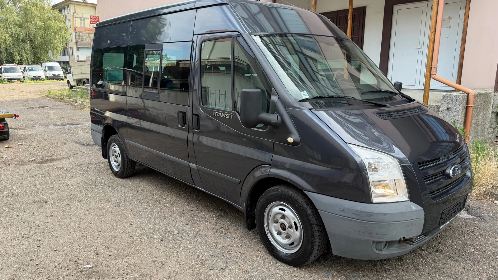 Ford Transit Клима 9 места, снимка 3 - Бусове и автобуси - 55304746