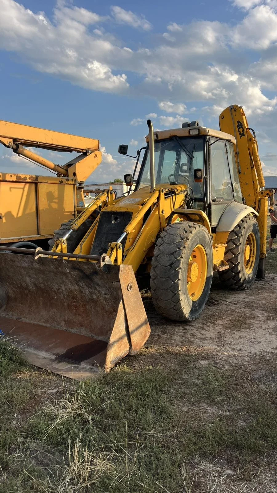  JCB 4CX | Mobile.bg   12