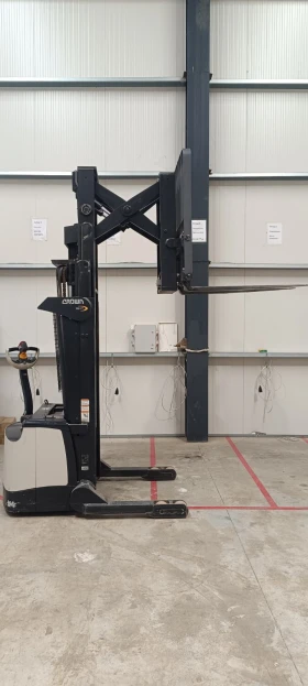 Електрокар Crown Стакер, снимка 6