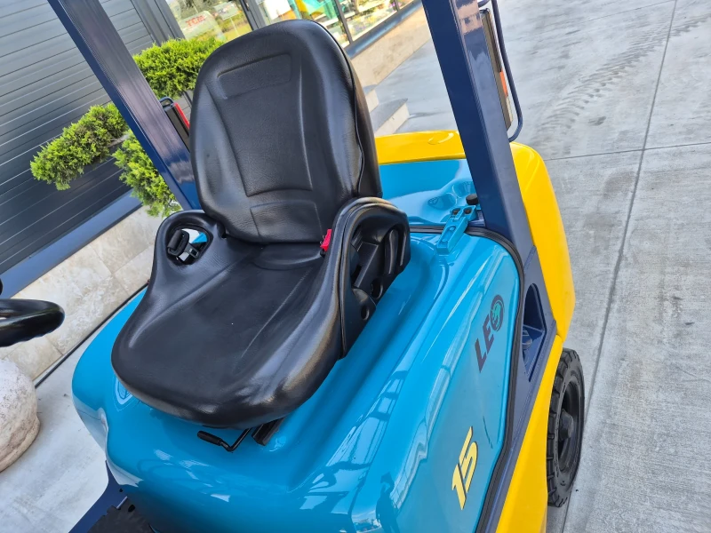 Мотокар Komatsu  1.5 тона / КАТО НОВ !, снимка 10 - Индустриална техника - 50122550