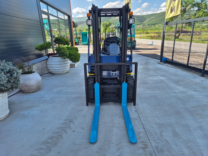 Мотокар Komatsu  1.5 тона / КАТО НОВ !, снимка 8 - Индустриална техника - 50122550