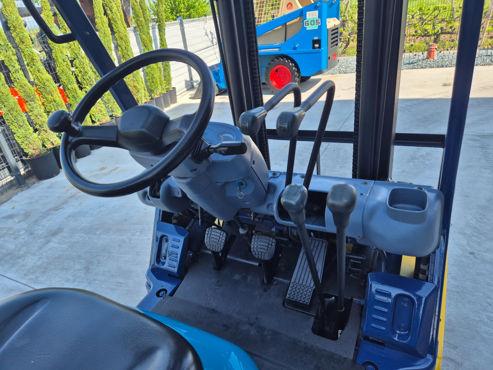  Komatsu  1.5  /   ! | Mobile.bg   11