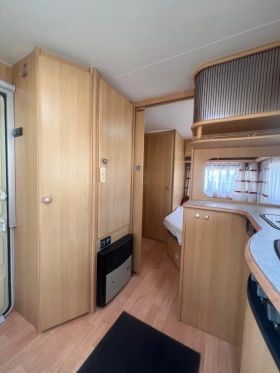 Каравана Dethleffs Camper 450 / Френска спалня / Мувър / Форселт, снимка 8