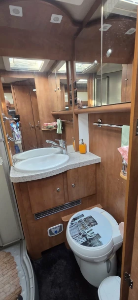 Кемпер Carthago Carthago chic E-line, снимка 7