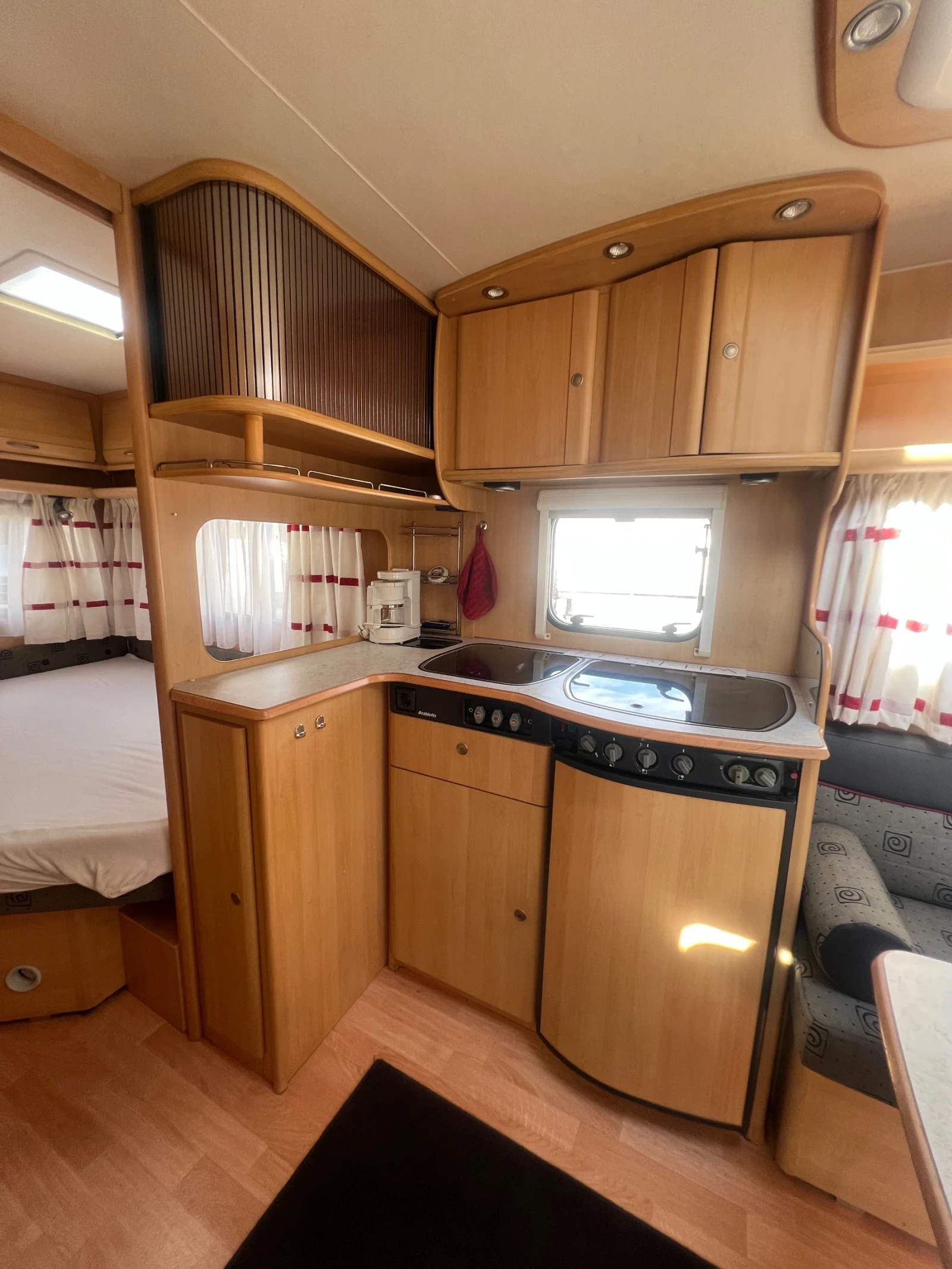 �������� Dethleffs Camper 450 / ������� ������ / ����� / ������� | Mobile.bg � ����������� 9