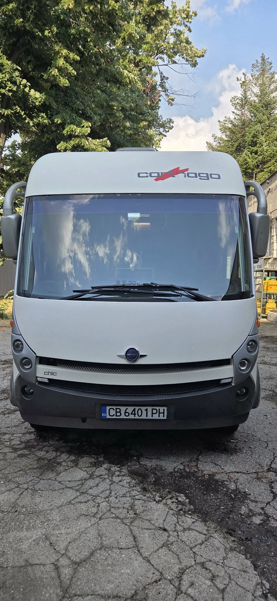Кемпер Carthago Carthago chic E-line, снимка 2 - Каравани и кемпери - 55818064