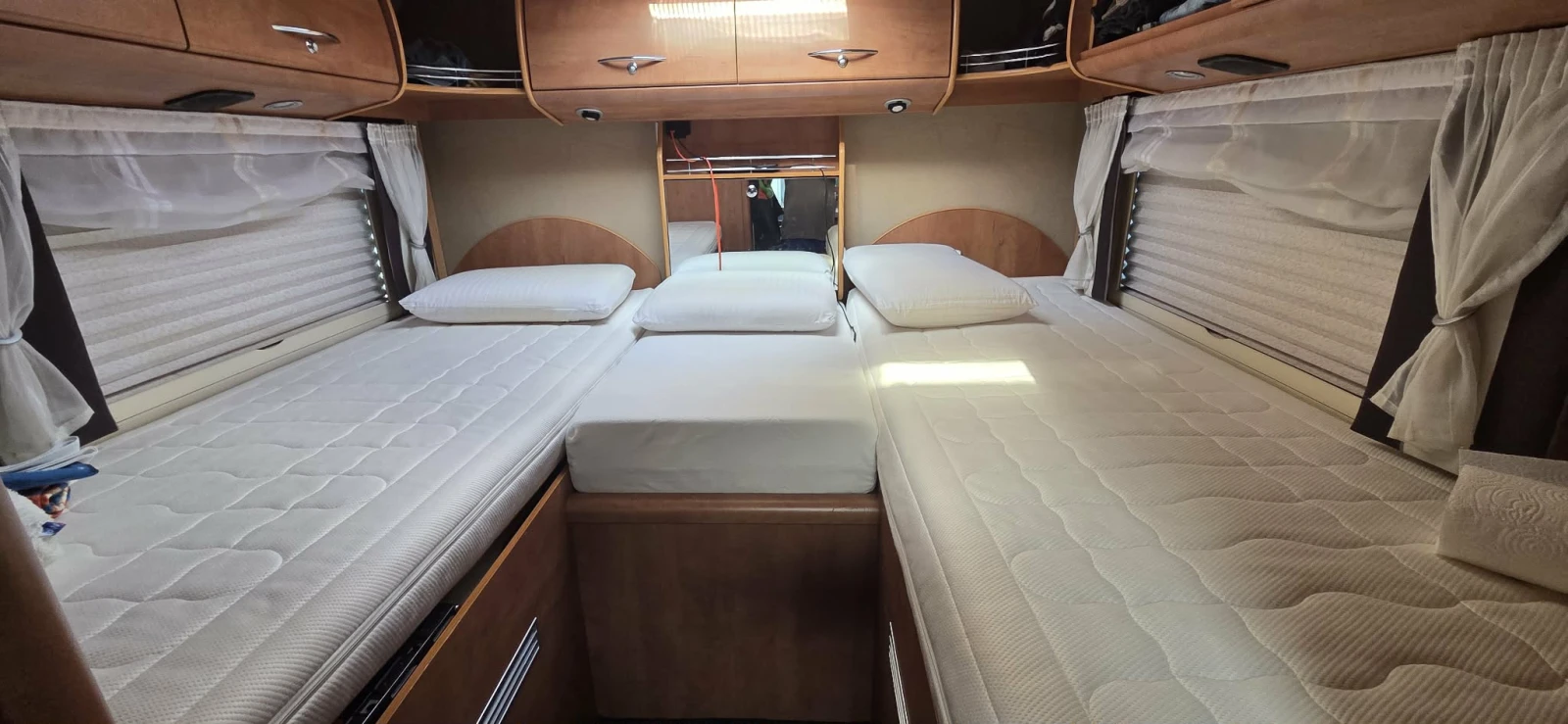 Кемпер Carthago Carthago chic E-line, снимка 14 - Каравани и кемпери - 55818064