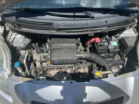 Toyota Yaris 1.3VVT-I, снимка 12