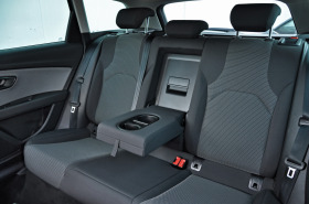 Seat Leon 1.6 TDI, снимка 11 - Автомобили и джипове - 45109727