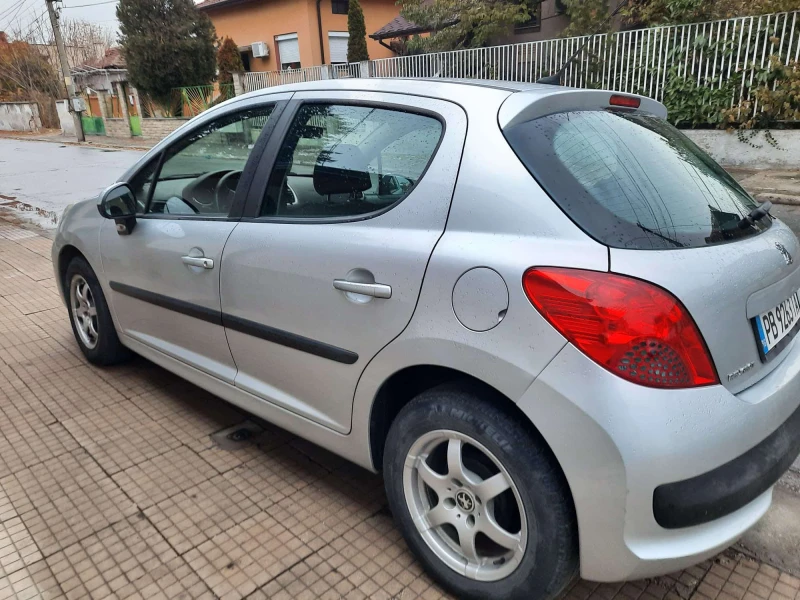 Peugeot 207, снимка 2 - Автомобили и джипове - 48064929