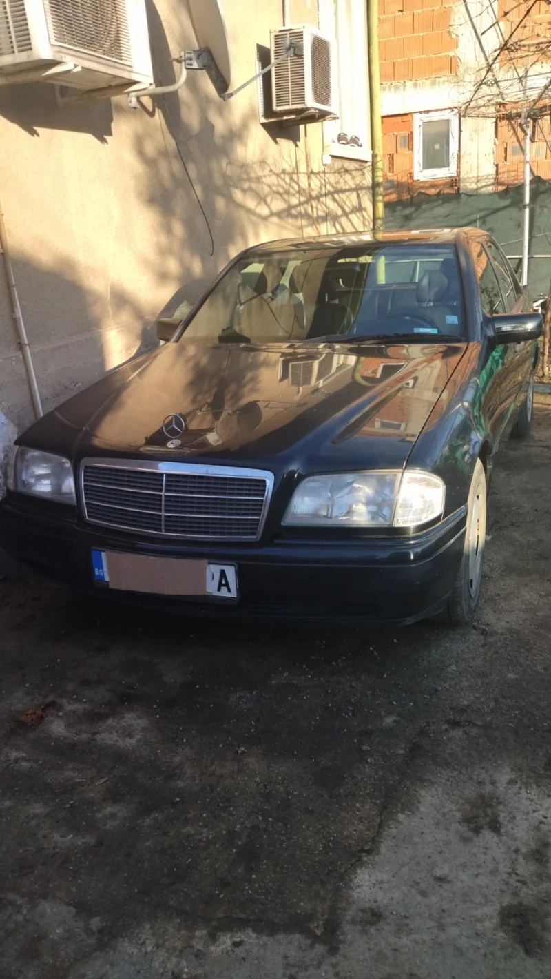 Mercedes-Benz 180, снимка 1 - Автомобили и джипове - 48824309