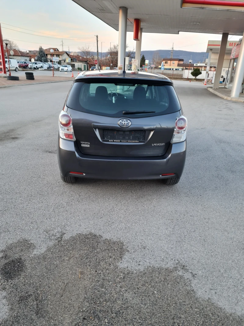 Toyota Verso 2.0куб.126к.с.2012г. , снимка 2 - Автомобили и джипове - 48852289