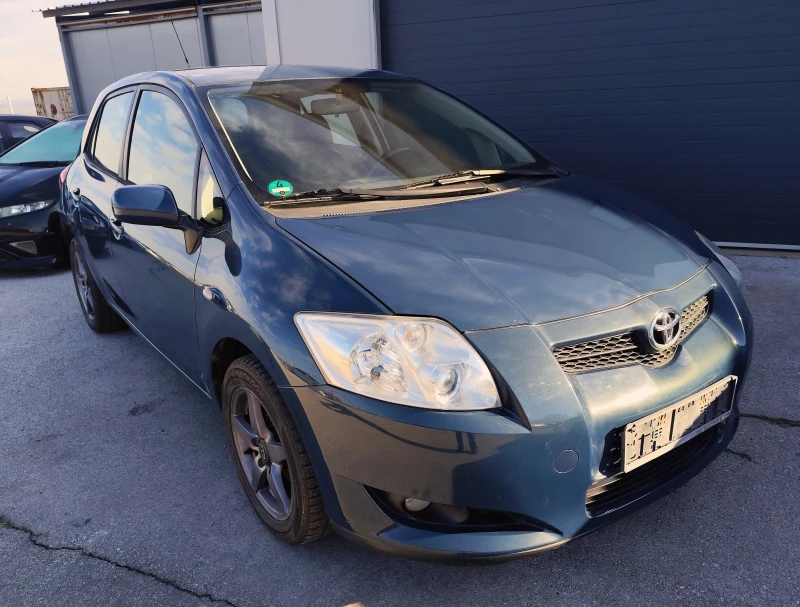 Toyota Auris 1.6VVT-i, снимка 3 - Автомобили и джипове - 49421427