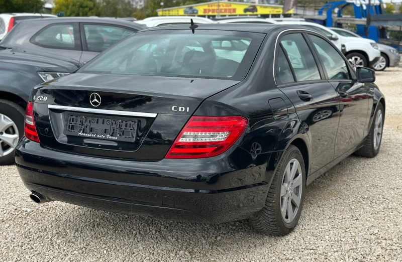 Mercedes-Benz C 220 CDI, Facelift, XENON, LED, снимка 6 - Автомобили и джипове - 52000336
