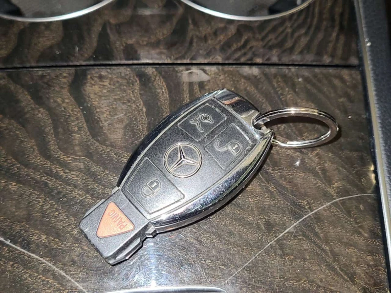 Mercedes-Benz E 350 * CARFAX * ЦЕНА ДО БГ, снимка 6 - Автомобили и джипове - 53563614