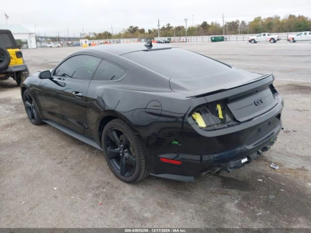 Ford Mustang GT FASTBACK* 5.0L V8 450HP* Видео на мотора* ФИКС , снимка 5 - Автомобили и джипове - 53739459
