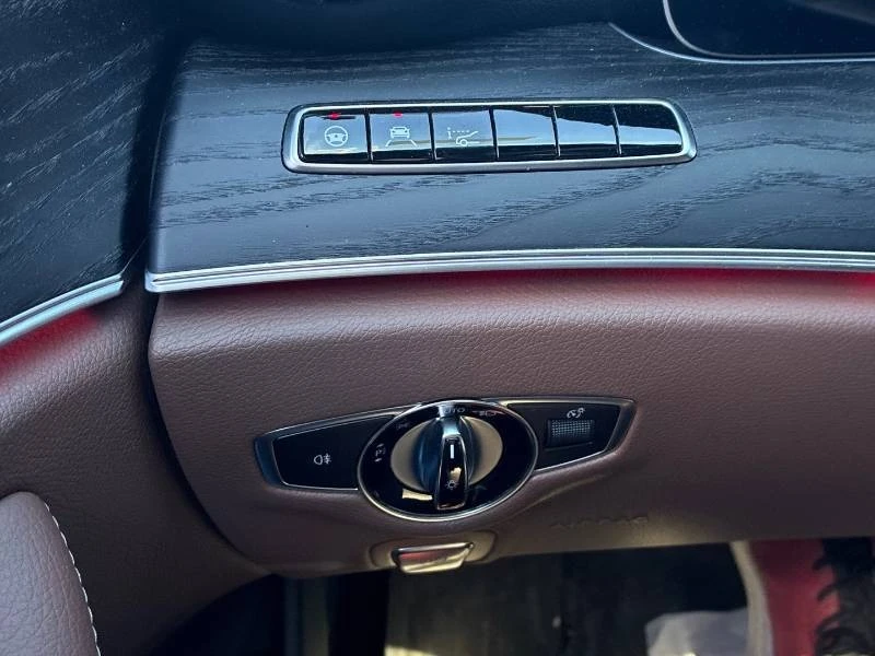 Mercedes-Benz E 400 * 4MATIC * HUD * 360 * DIGITAL * PANO * КОМПЛЕКТ Г, снимка 13 - Автомобили и джипове - 55046947