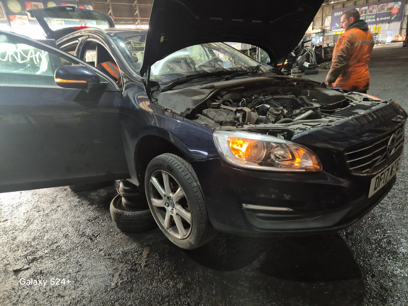 Volvo V60 2.0DBITURBOЧАСТИ, снимка 1