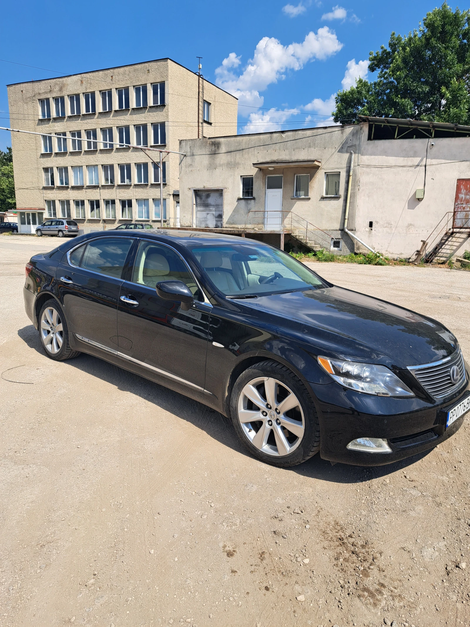 Lexus LS ЛЕКСУС 600 НЛ ХИБРИД - изображение 3