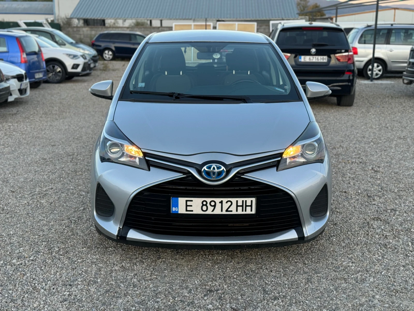 Toyota Yaris 1.5 hybrid/AUTOMATIC/CAMERA/NAVI/ - изображение 2