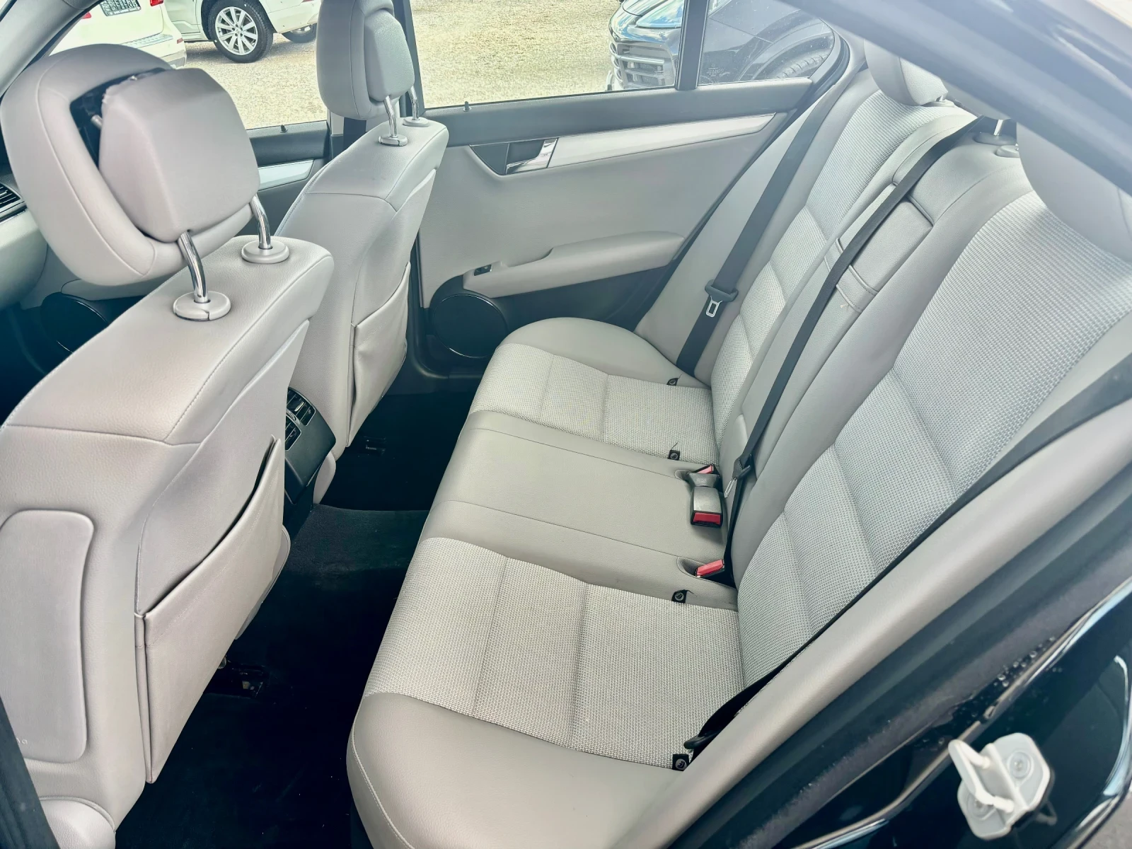 Mercedes-Benz C 320 3.2cdi - изображение 10