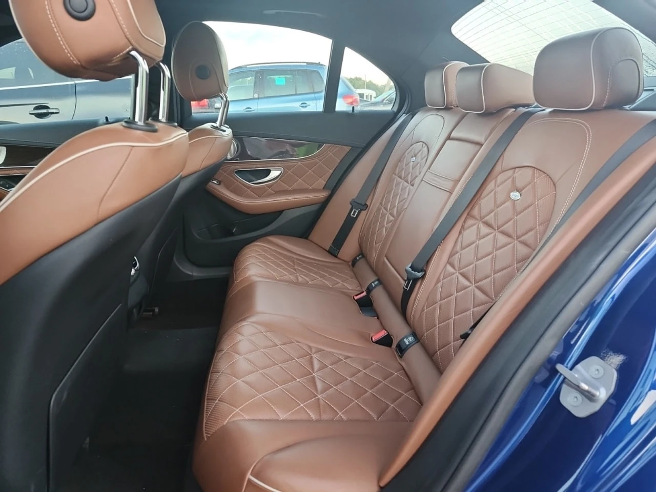 Mercedes-Benz C 300 * CARFAX * АВТО КРЕДИТ * ЦЕНА ДО БГ! - изображение 8