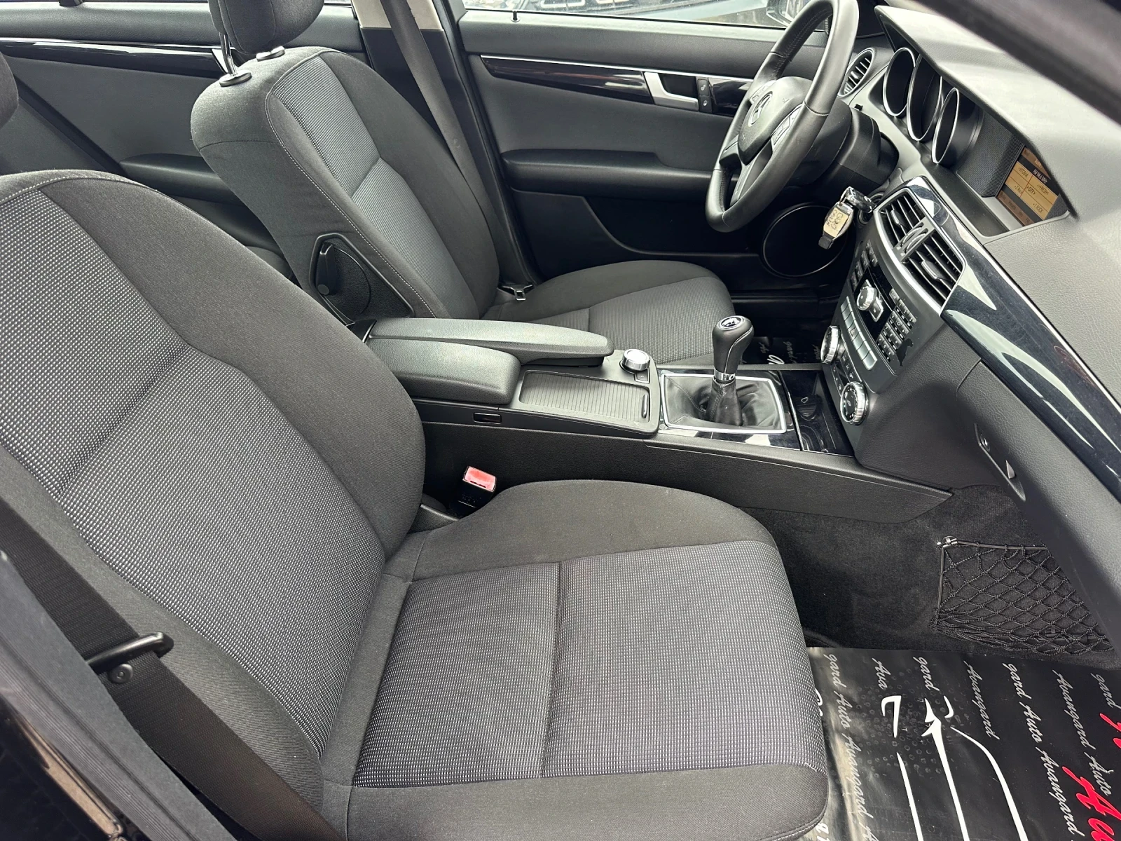 Mercedes-Benz C 220 CDI, Facelift, XENON, LED - изображение 10