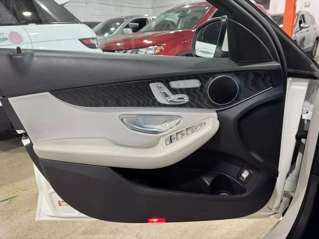 Mercedes-Benz C 300 Sedan 4MATIC* * * AMG* CAM*  | Mobile.bg   10