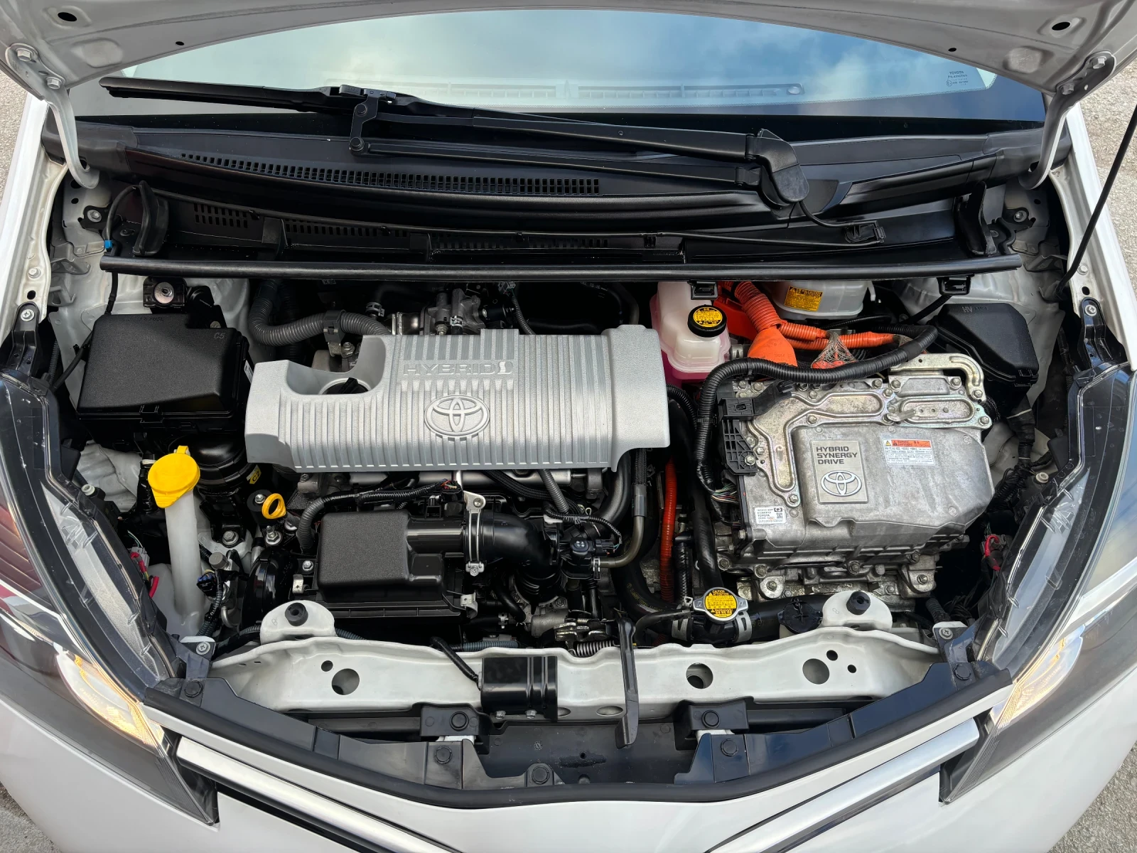 Toyota Yaris 1.5 HYBRID/115 000km/AVTOMAT | Mobile.bg � ����������� 9