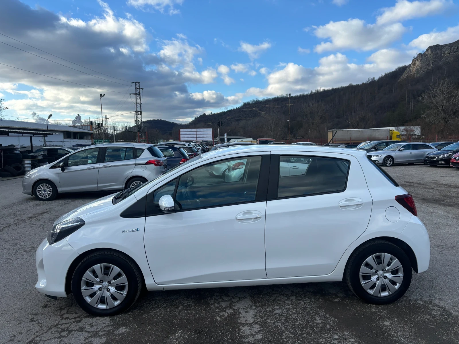 Toyota Yaris 1.5 HYBRID/115 000km/AVTOMAT | Mobile.bg � ����������� 6