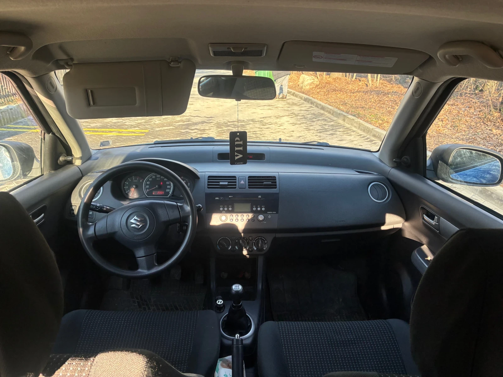 Suzuki Swift 1.3 - изображение 8
