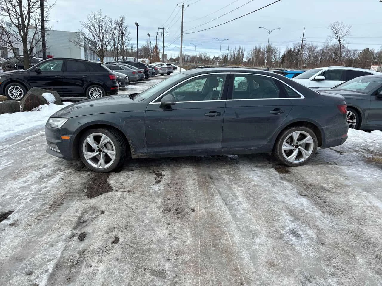 Audi A4 Progressiv/CARFAX/ПОДГРЕВИ/ШИБИДАХ/KEYLESS, снимка 3 - Автомобили и джипове - 53740386