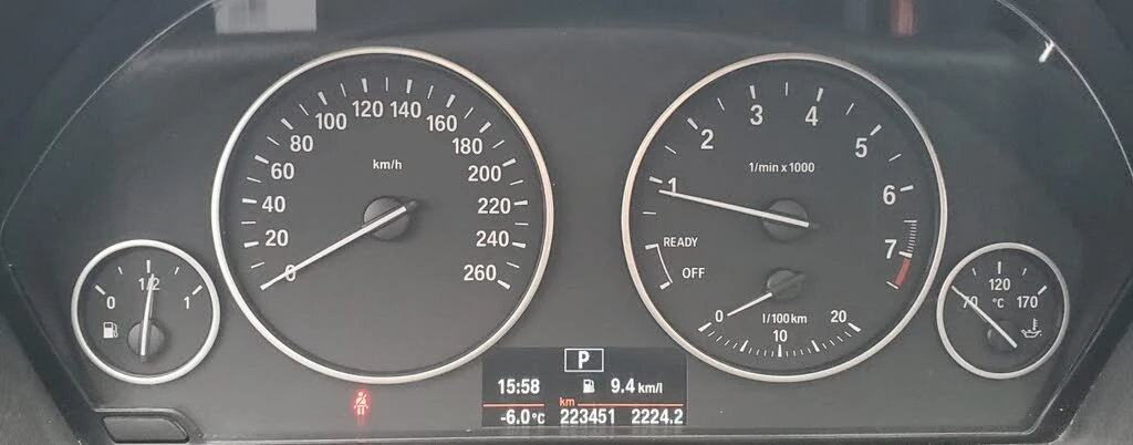 BMW 320, снимка 16 - Автомобили и джипове - 53770930