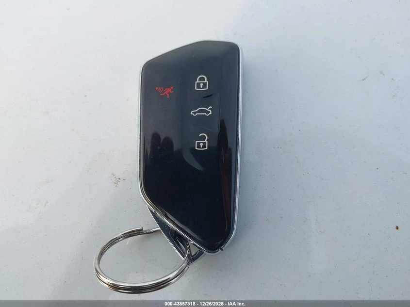 VW ID.4 Volkswagen Pro, снимка 11 - Автомобили и джипове - 53933728