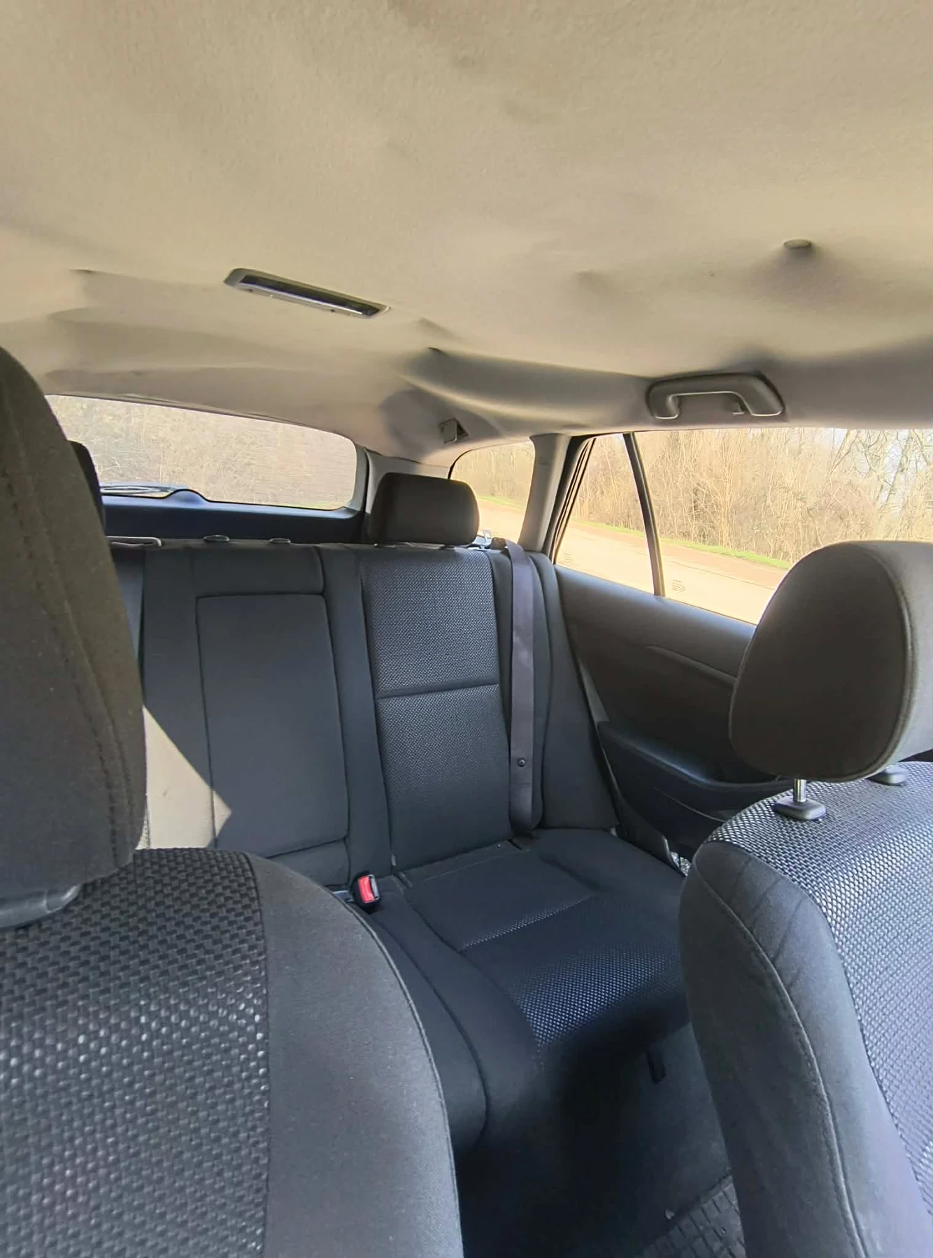 Toyota Avensis D4D, снимка 8 - Автомобили и джипове - 54490143