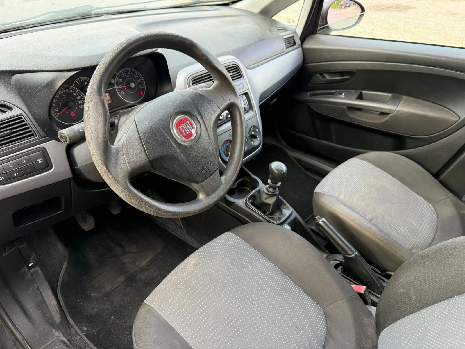 Fiat Punto 1, 200 EURO5, снимка 7 - Автомобили и джипове - 54510892