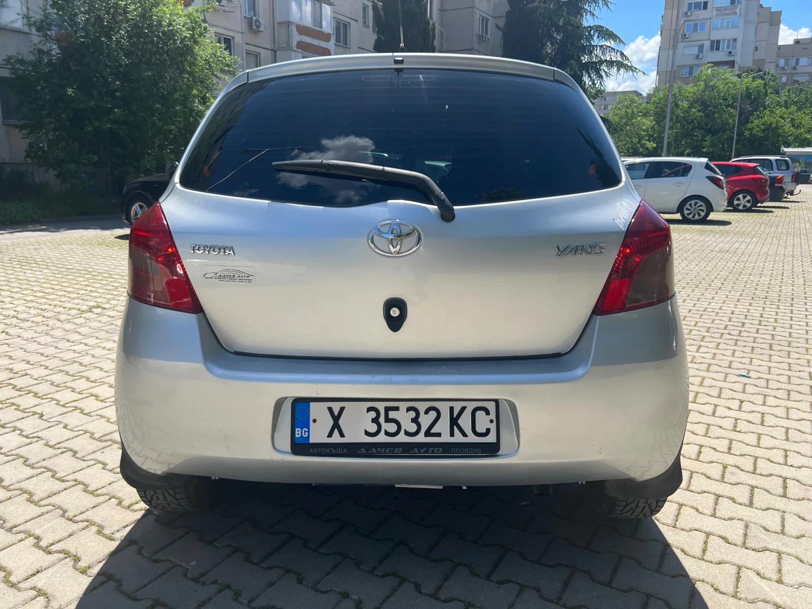 Toyota Yaris 1.3VVT-I, снимка 6 - Автомобили и джипове - 54671320